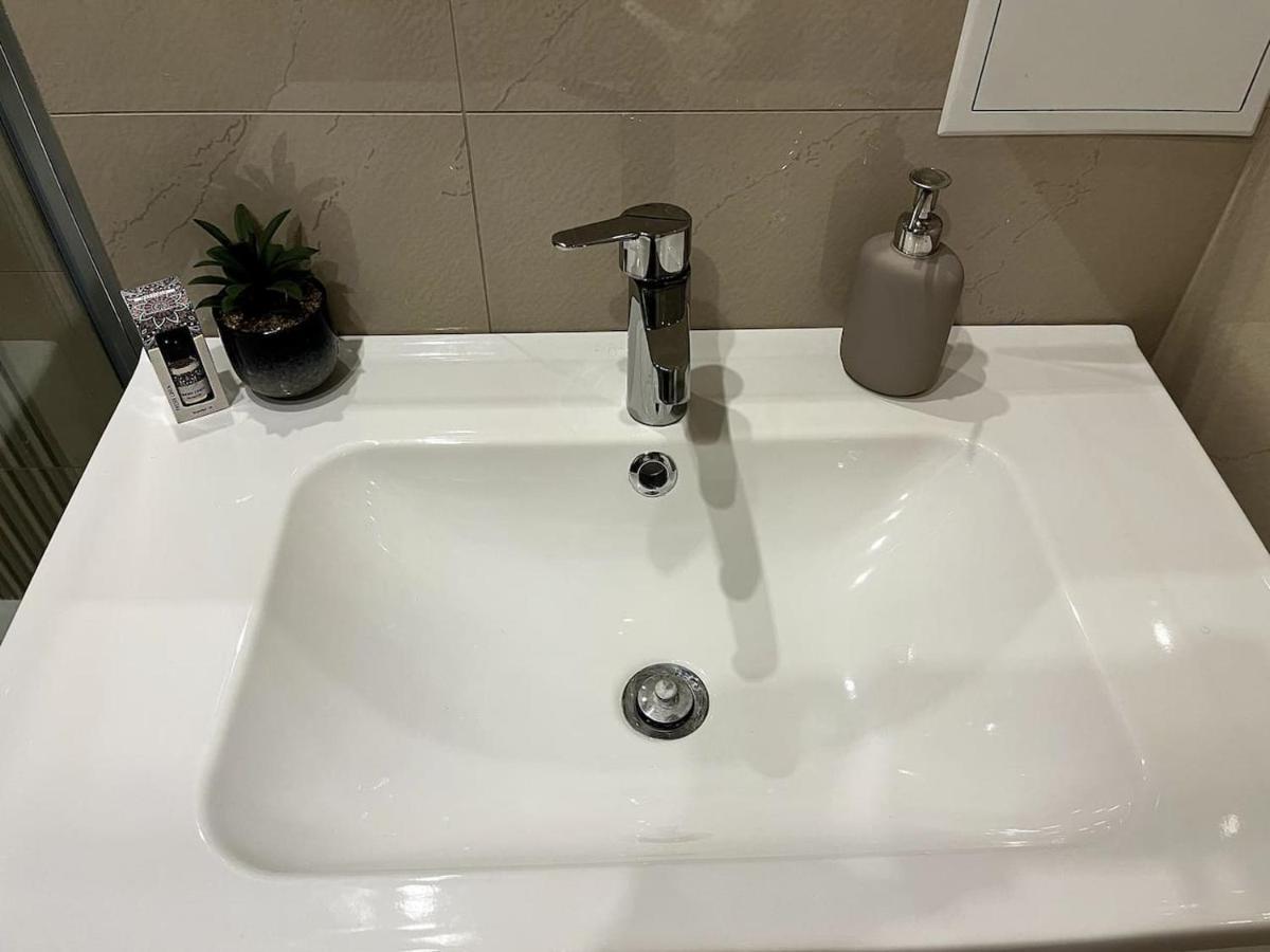 Charmante Wohnung: Nahe Zentrum Wina Bagian luar foto