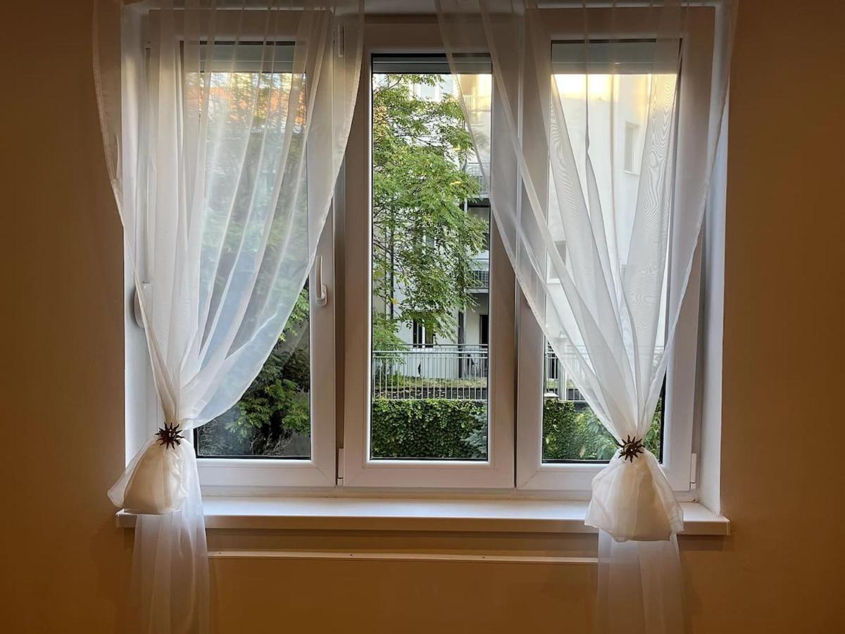 Charmante Wohnung: Nahe Zentrum Wina Bagian luar foto
