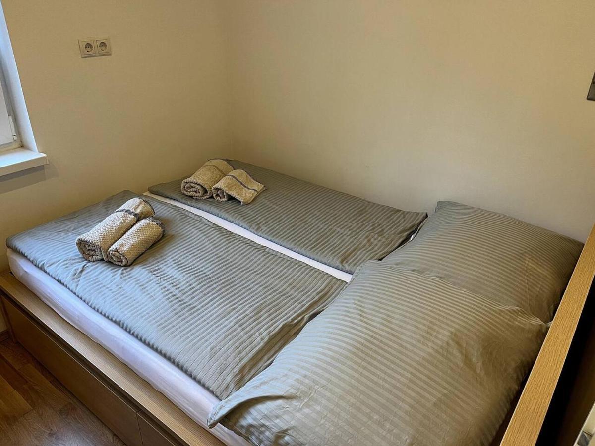 Charmante Wohnung: Nahe Zentrum Wina Bagian luar foto