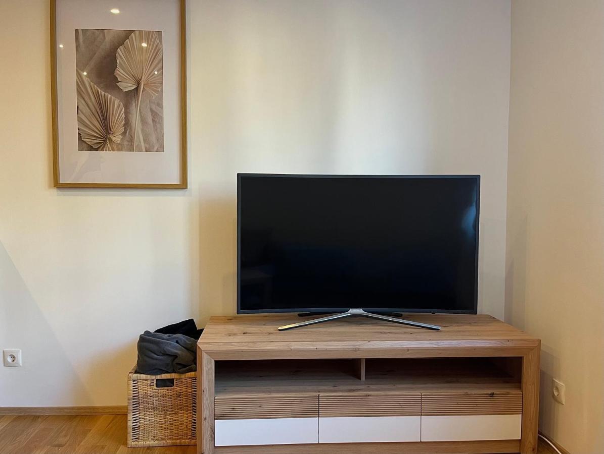 Charmante Wohnung: Nahe Zentrum Wina Bagian luar foto