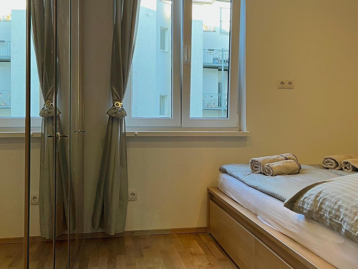 Charmante Wohnung: Nahe Zentrum Wina Bagian luar foto